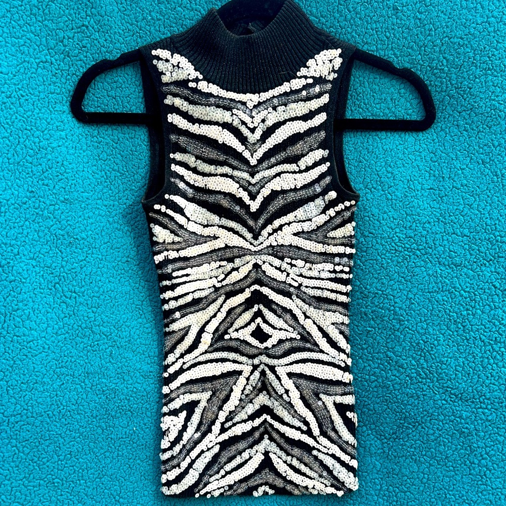 Caché Women’s XS Sequin Vest.
